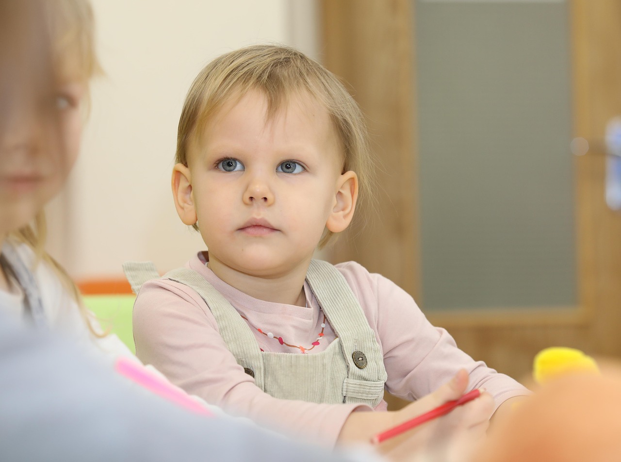 如何在对幼儿的教育过程中渗透德育？,如何在教学中渗透德育教育