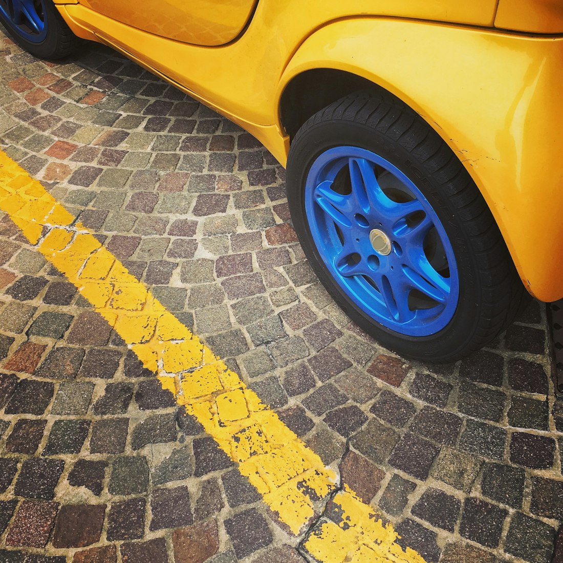 汽车如何鉴别是不是泡水车？,如何自检车是不是泡水车